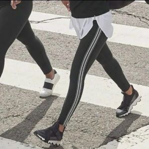 Athleta track stripe legging black LARGE